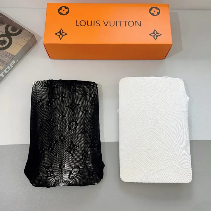 スーパーコピー ルイヴィトン 靴下