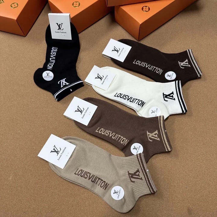 スーパーコピー ルイヴィトン 靴下