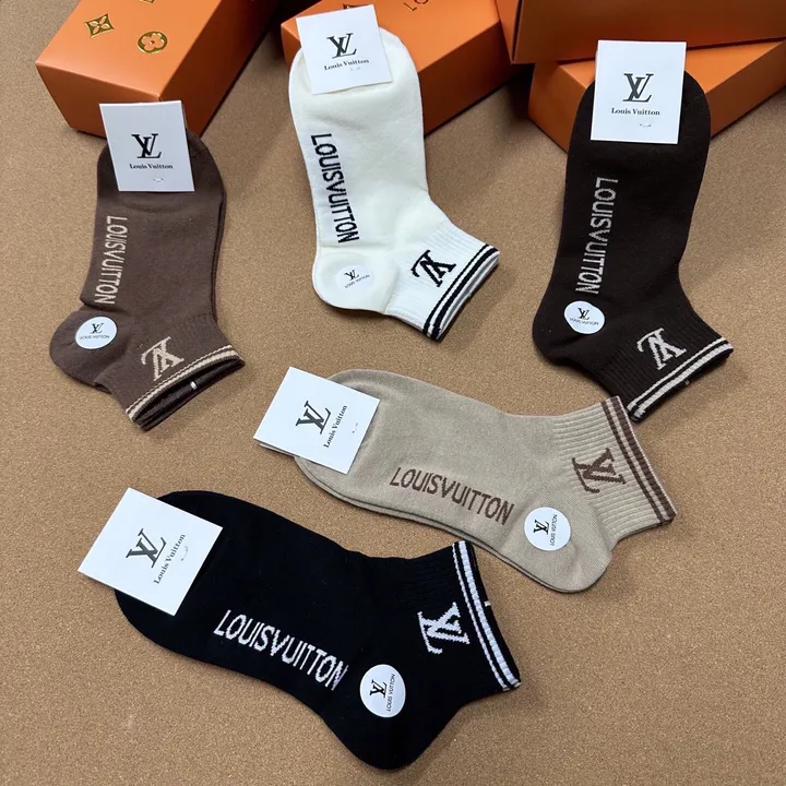 スーパーコピー ルイヴィトン 靴下