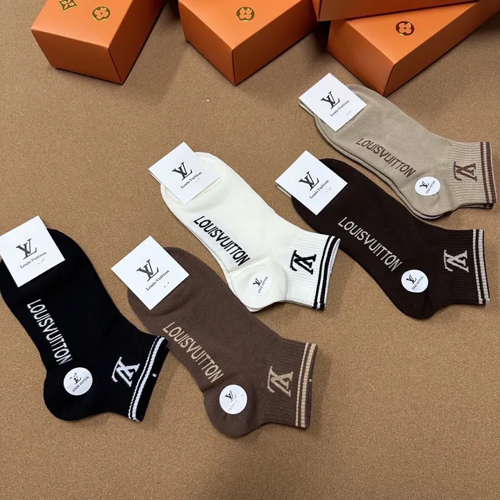 スーパーコピー ルイヴィトン 靴下