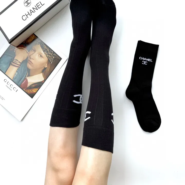 スーパーコピー シャネル 靴下