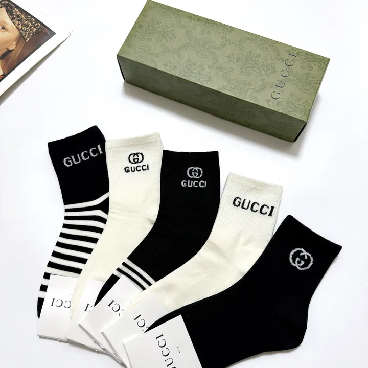 スーパーコピー グッチ 靴下