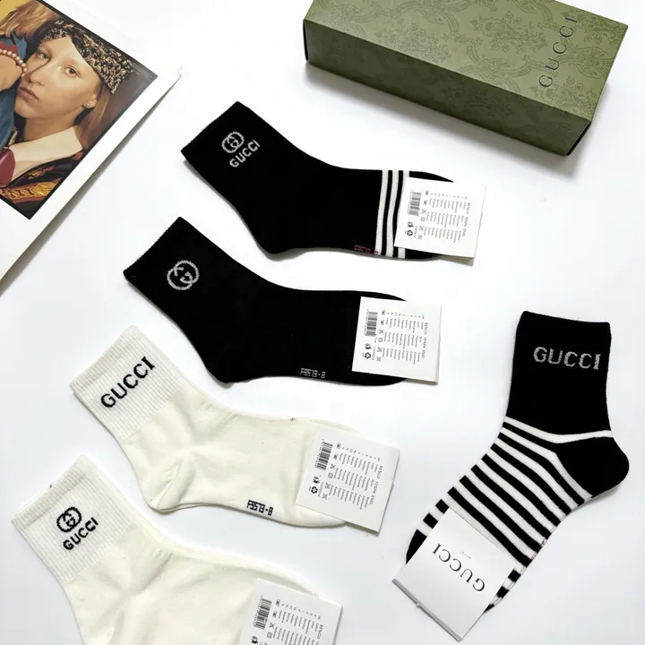 スーパーコピー グッチ 靴下