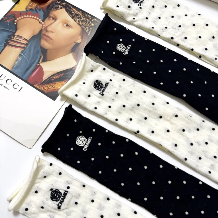 スーパーコピー シャネル 靴下