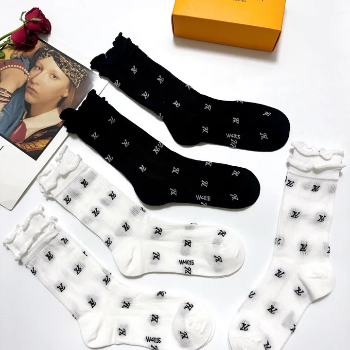 スーパーコピー ルイヴィトン 靴下