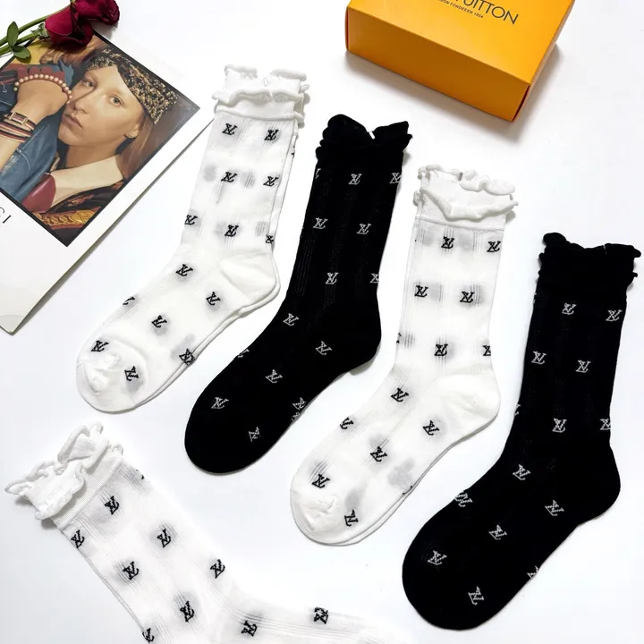 スーパーコピー ルイヴィトン 靴下