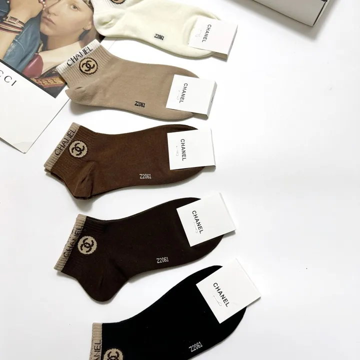 スーパーコピー シャネル 靴下
