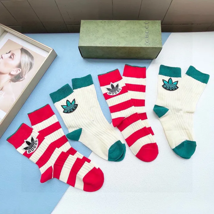 スーパーコピー グッチ 靴下
