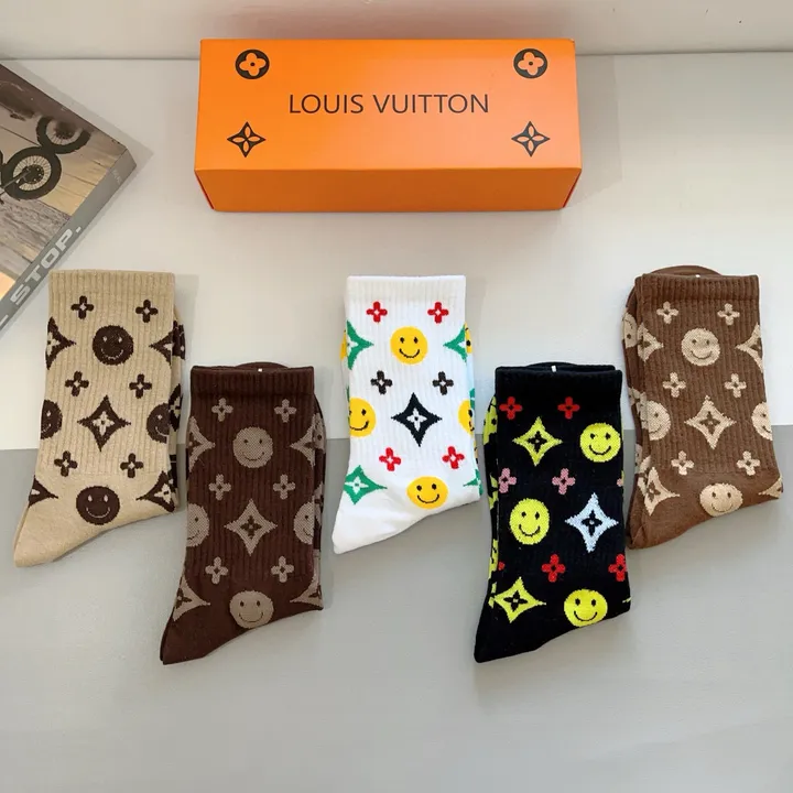 スーパーコピー ルイヴィトン 靴下