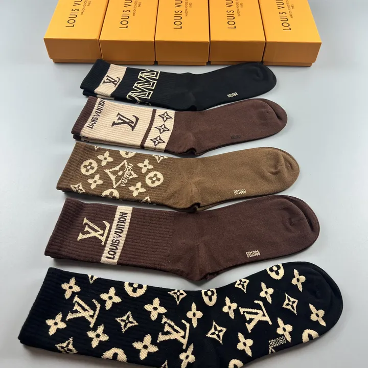 スーパーコピー ルイヴィトン 靴下