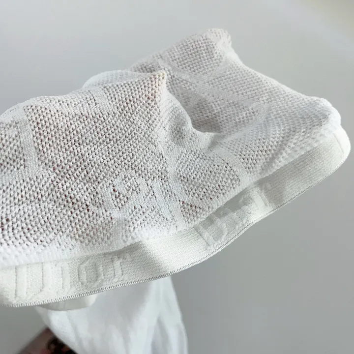 スーパーコピー ディオール 靴下