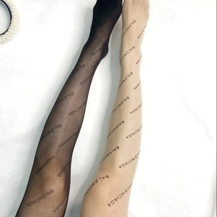 スーパーコピー バレンシアガ 靴下