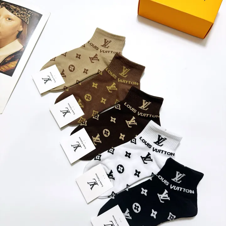 スーパーコピー ルイヴィトン 靴下