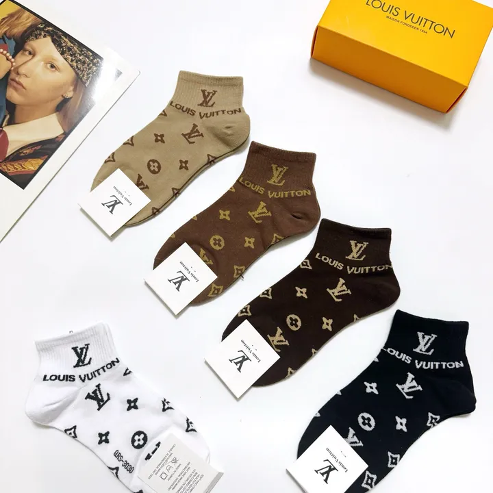 スーパーコピー ルイヴィトン 靴下