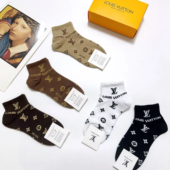 スーパーコピー ルイヴィトン 靴下