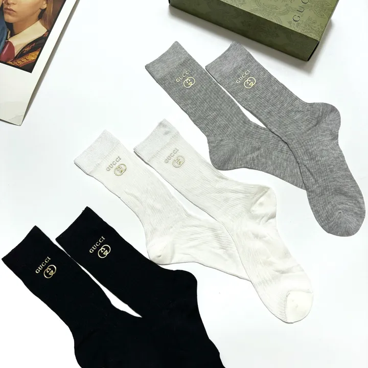 スーパーコピー グッチ 靴下