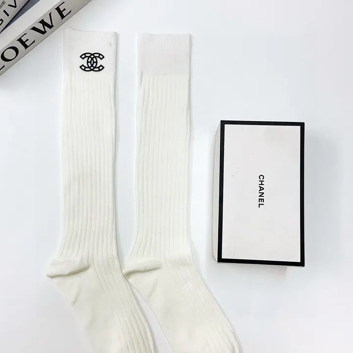 スーパーコピー シャネル 靴下