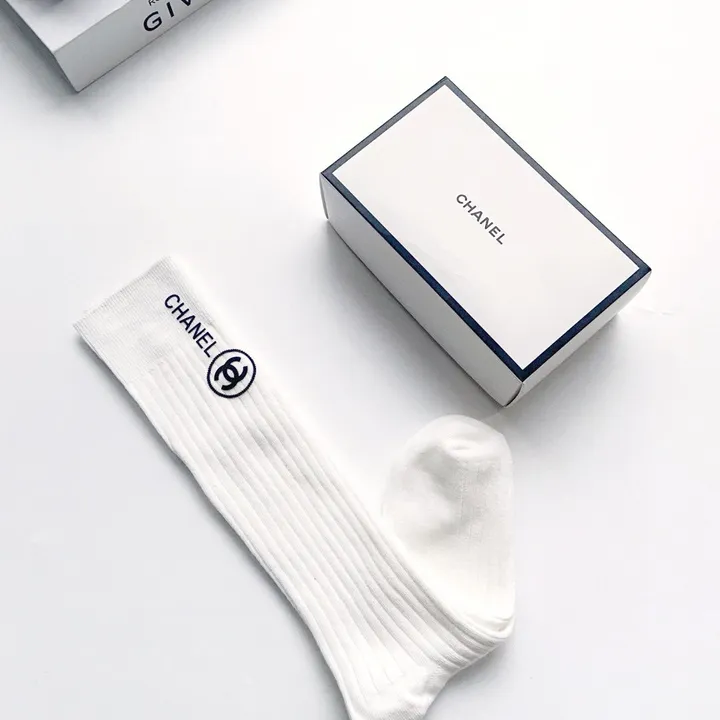 スーパーコピー シャネル 靴下