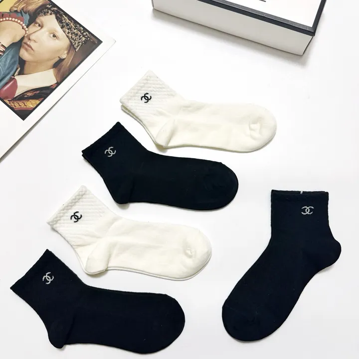スーパーコピー シャネル 靴下