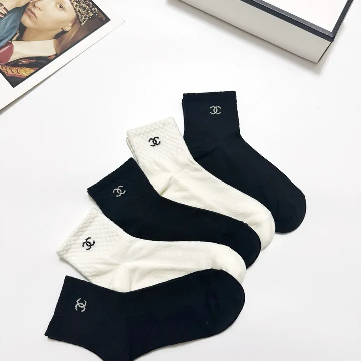 スーパーコピー シャネル 靴下