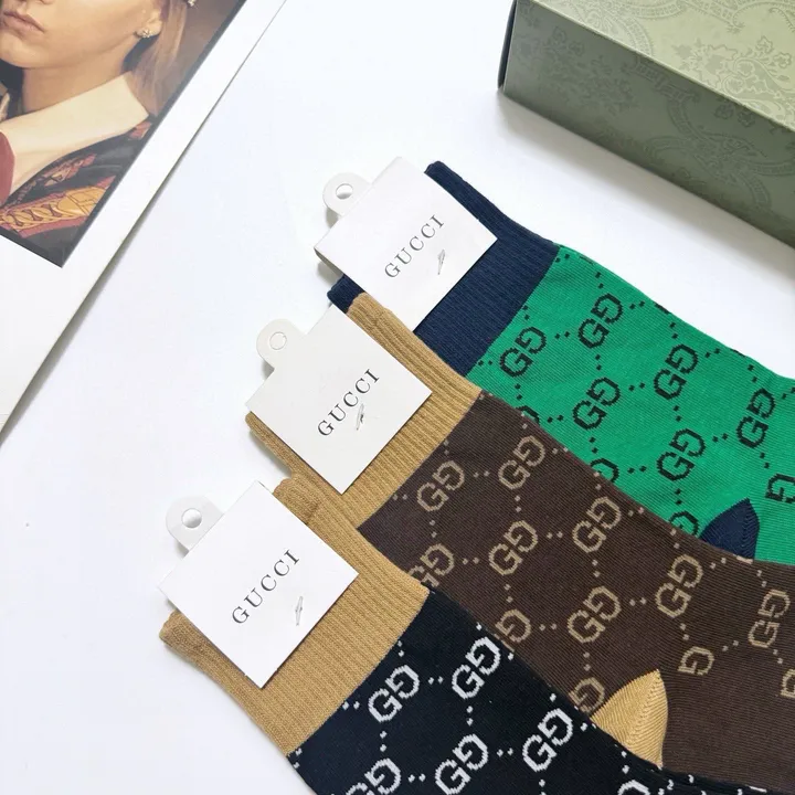 スーパーコピー グッチ 靴下