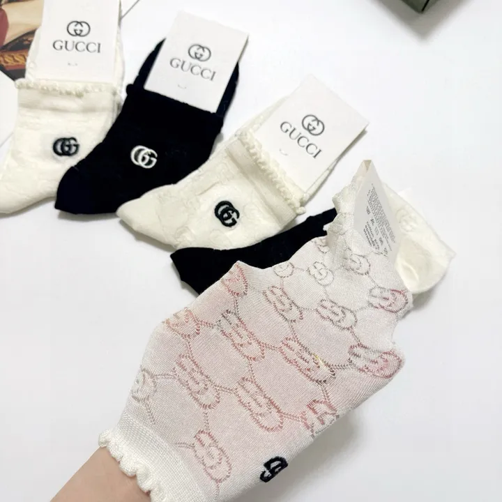 スーパーコピー グッチ 靴下