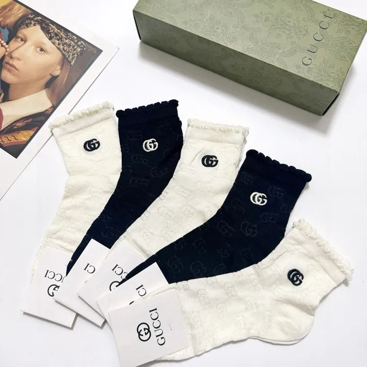 スーパーコピー グッチ 靴下