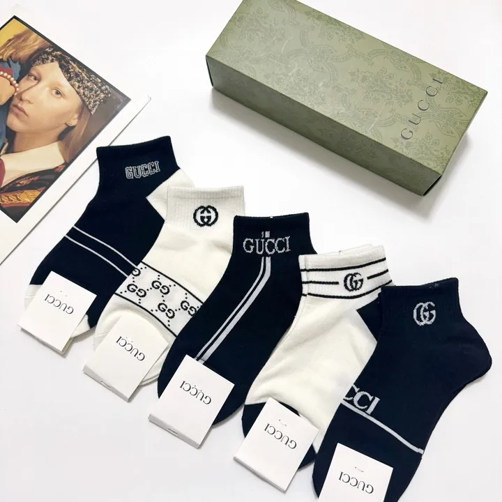 スーパーコピー グッチ 靴下