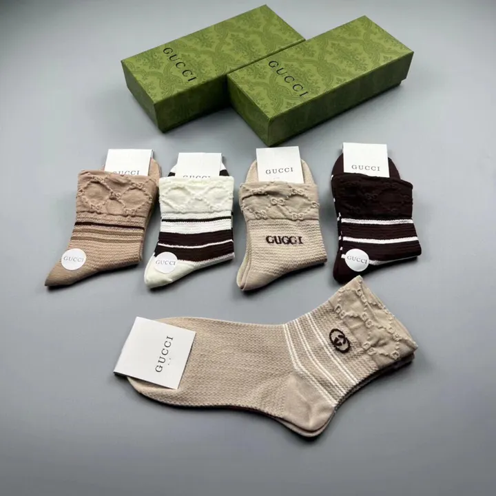 スーパーコピー グッチ 靴下