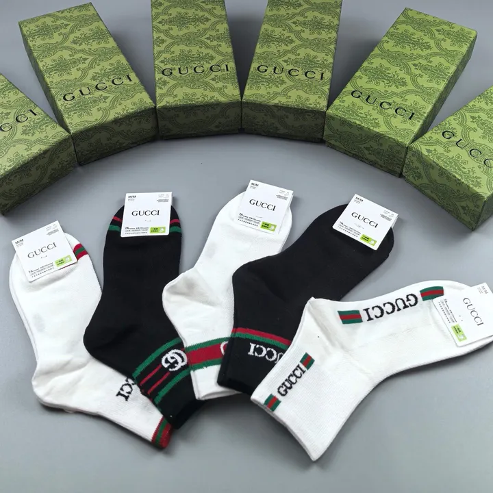 スーパーコピー グッチ 靴下
