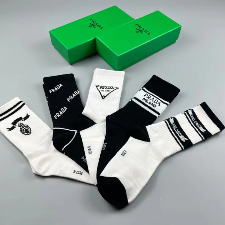 スーパーコピー バレンシアガ 靴下