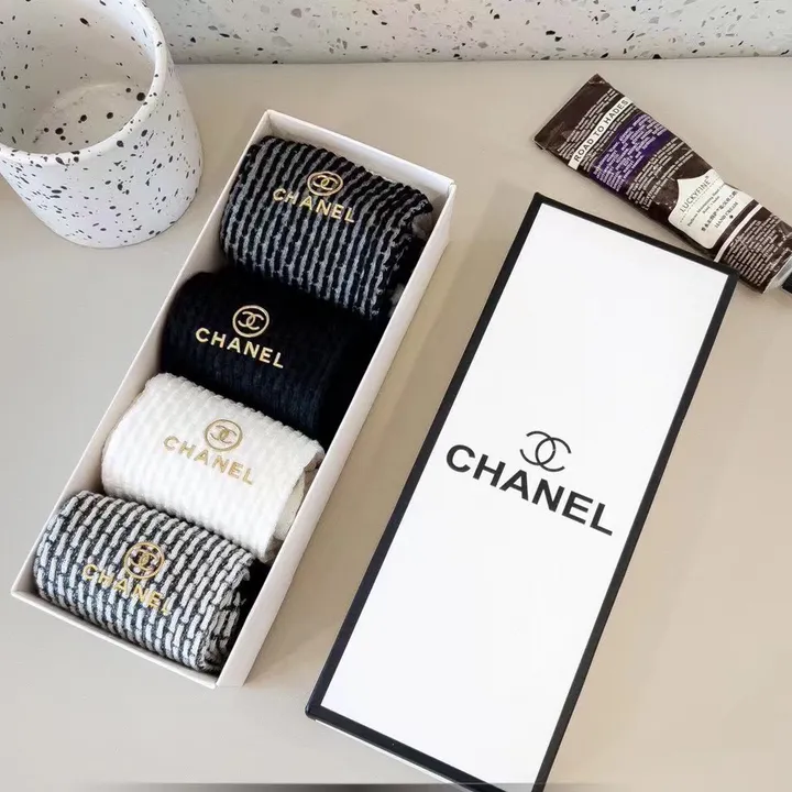 スーパーコピー シャネル 靴下