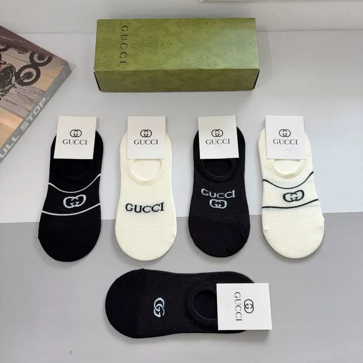 スーパーコピー グッチ 靴下