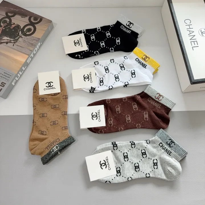 スーパーコピー シャネル 靴下