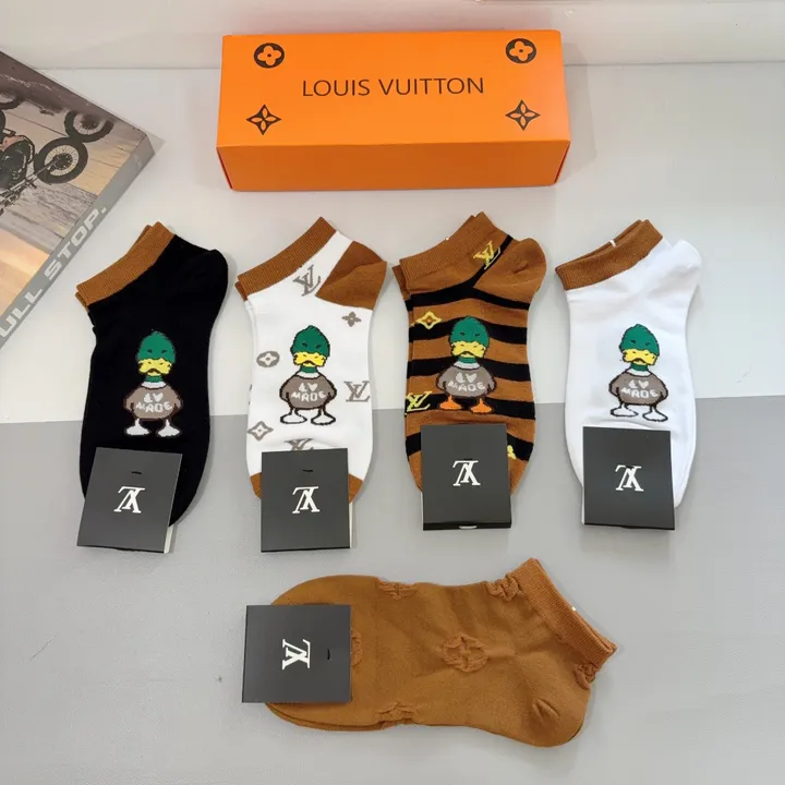 スーパーコピー ルイヴィトン 靴下
