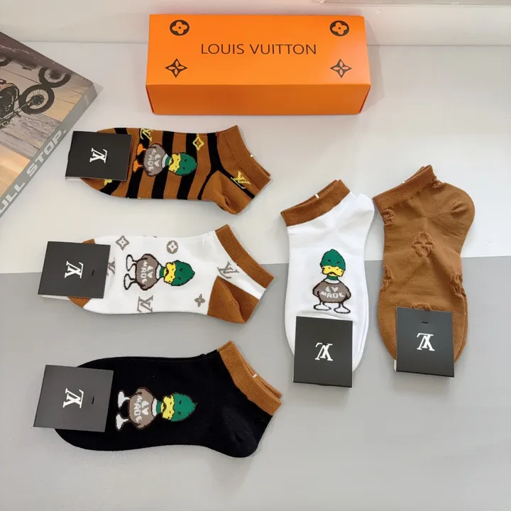 スーパーコピー ルイヴィトン 靴下