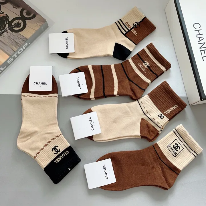 スーパーコピー ルイヴィトン 靴下