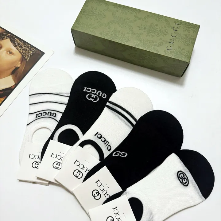 スーパーコピー グッチ 靴下
