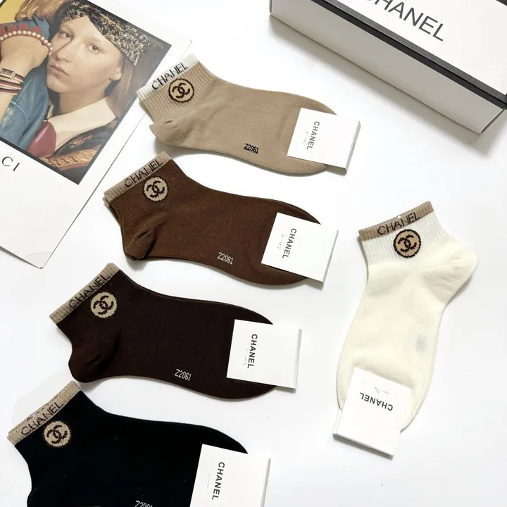 スーパーコピー シャネル 靴下