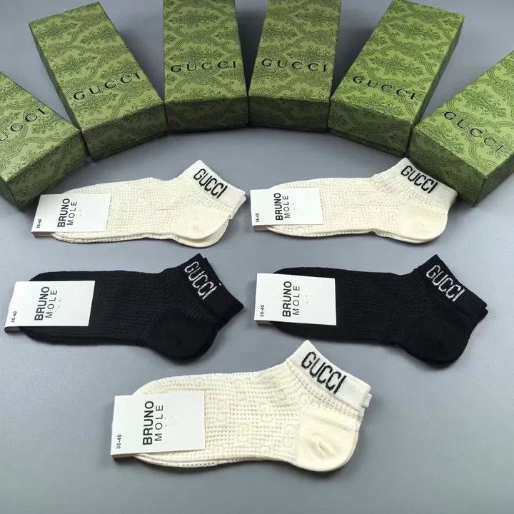 スーパーコピー グッチ 靴下