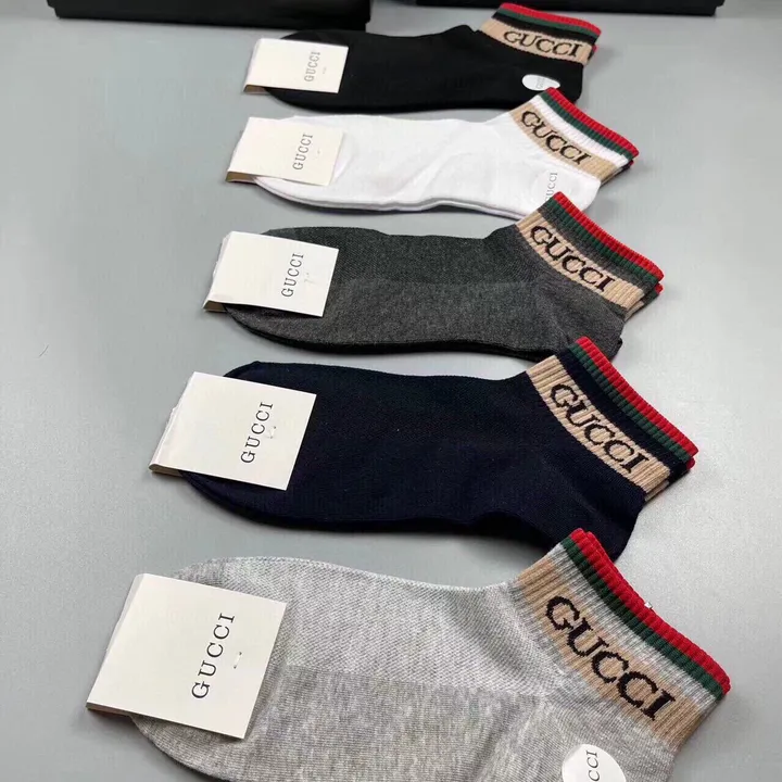 スーパーコピー グッチ 靴下