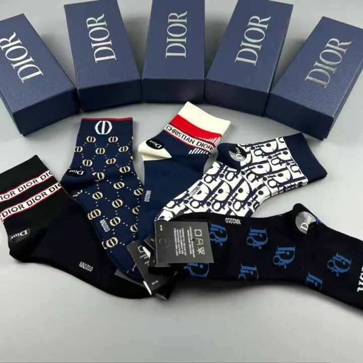 スーパーコピー ディオール 靴下