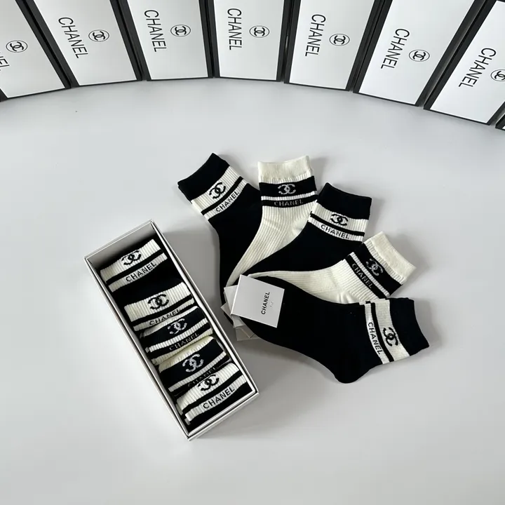 スーパーコピー シャネル 靴下