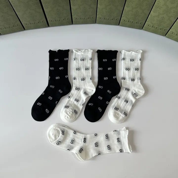 スーパーコピー グッチ 靴下