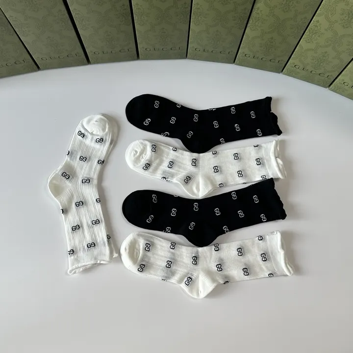 スーパーコピー グッチ 靴下