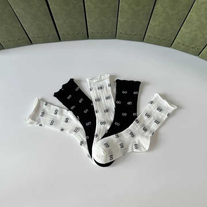 スーパーコピー グッチ 靴下