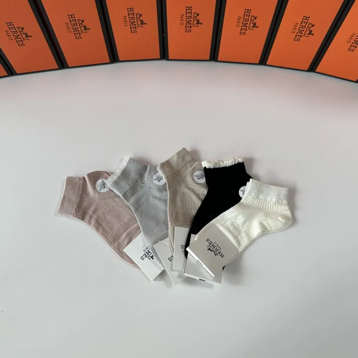 スーパーコピー シャネル 靴下