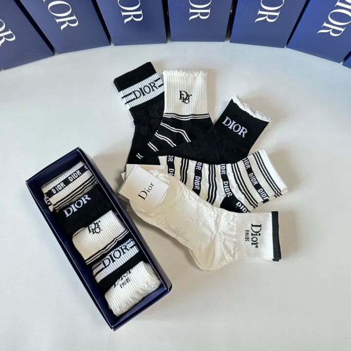 スーパーコピー ディオール 靴下