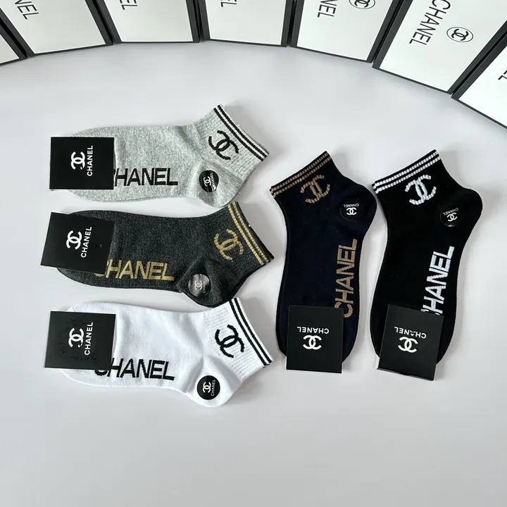 スーパーコピー シャネル 靴下