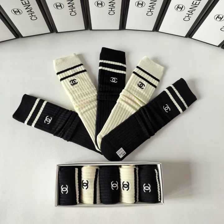 スーパーコピー シャネル 靴下